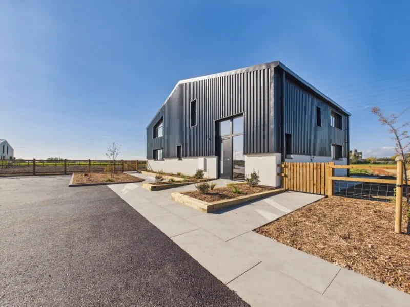 b23b1d13-498d-4f04-8fcb-40a4957cfb88